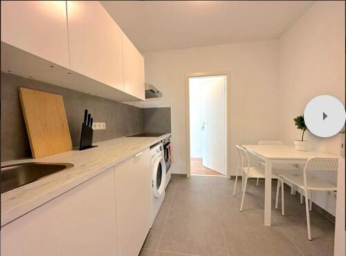 Foto - 2 Zimmer in möblierter 3er WG frei!!