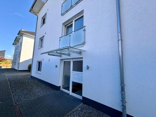 Foto - Neustadt Kernstadt: Großzügige 3-Zi Whg. mit Balkon zu vermieten