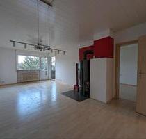 Hochwertige 3-Zimmer-Wohnung mit Kamin & Balkon - Böblingen