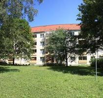 In ruhiger Seitenstraße gelegene 2-Raum-Wohnung mit Balkon - Chemnitz Bernsdorf