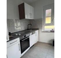 Helle, Renovierte, Zentrale EG 3 Zi Wohnung, Balkon + Garten - Kornwestheim