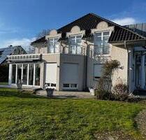 Großzügige Villa mit weitläufigem Garten mitten im Grünen - Spenge
