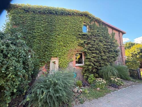 Foto - Haus zu verkaufen - 260.000,00&nbsp;EUR Kaufpreis, ca.&nbsp; 180,00&nbsp;m&sup2;