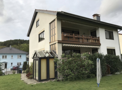 Foto - Gepflegte 3-Zimmer-Wohnung mit Balkon im 1. OG in Dahn