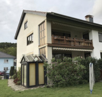 Gepflegte 3-Zimmer-Wohnung mit Balkon im 1. OG in Dahn