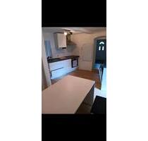 Möblierte 2-Zimmer-Wohnung - 1.000,00&nbsp;EUR Kaltmiete, ca.&nbsp; 85,00&nbsp;m&sup2; in Weinsberg (PLZ: 74189)