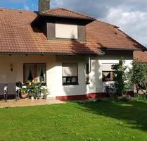 Kleine Wohnung zu vermieten - 650,00 EUR Kaltmiete, ca.  65,00 m² in Parsberg (PLZ: 92331)