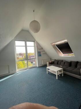 Foto - Schöne 2-Zimmer Dachgeschoss Wohnung