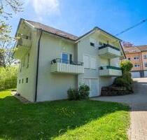 Hübsche 2 Zimmer Wohnung mit Balkon, Garagenplatz - Pforzheim Büchenbronn