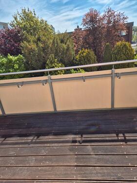 Foto - helle 2 Zi-Whg. im 2.OG (Küche, Diele, Bad, m großem süd Balkon)