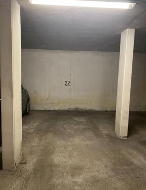 Foto - Tiefgaragenstellplatz zu vermieten