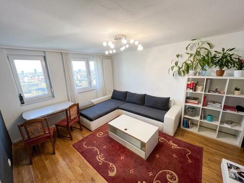 Foto - Attraktive 4-Zimmer-Wohnung mit 2 Balkonen in zentraler Stadtlage