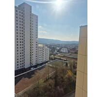 Freundliche 1,5-2 Zimmer Wohnung mit Aussicht in Leonberg