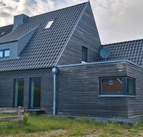 Familienfreundliche modernisierte Doppelhaushälfte in Dörphof