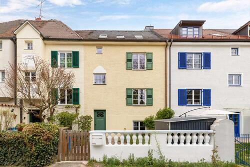 Foto - Charmantes Jugendstil-Stadthaus mit 6 Zimmern in märchenhafter Villenlage (befristet bis August 2026)