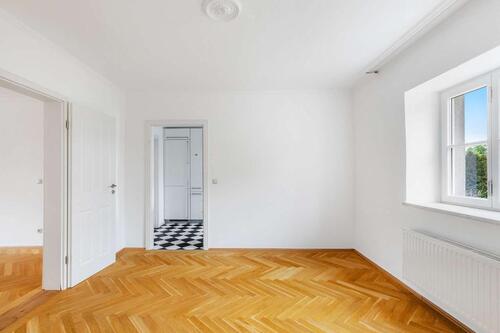 Foto - 6 Zimmer Einfamilienhaus in München