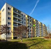 Tolle Aussicht in der 6. Etage - 400,00&nbsp;EUR Kaltmiete, ca.&nbsp; 57,17&nbsp;m&sup2; in Halle (Saale) (PLZ: 06120) Dölau