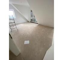 EXCLUSIVE BÜRORÄUME - 1.400,00 EUR Kaltmiete, in Edingen-Neckarhausen (PLZ: 68535)