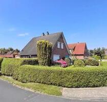 Einfamilienhaus + Baugrundstück m. Baugenehmigung, 861m² - Schortens