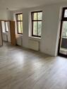 Foto - Helle 2 Zimmer Wohnung mit Balkon und Einbauküche in ruhiger Lage in der Neue Str. zur Miete