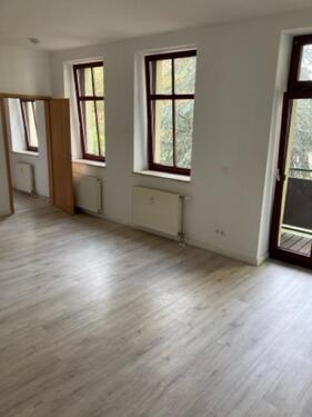 Foto - Helle 2 Zimmer Wohnung mit Balkon und Einbauküche in ruhiger Lage in der Neue Str. zur Miete