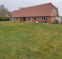 Erdgeschosswohnung in Emden - 900,00&nbsp;EUR Kaltmiete, ca.&nbsp; 105,00&nbsp;m&sup2; in Emden (PLZ: 26725) Tholenswehr