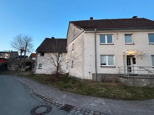 Foto - Mehrfamilienhaus, Wohnhaus in Brakel zum Kaufen