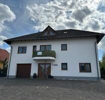 Freistehendes Einfamilienhaus mit Einliegerwohnung, Garage,Sauna - Montabaur