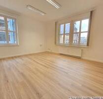 Schönes Büro mit 4 Räumen im Zentrum - Chemnitz