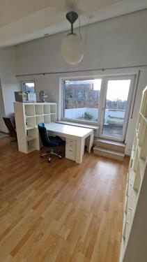 Foto - Penthousefeeling - vollmöbliertes 2-Zi-Appartment mit großer Dachterrasse sofort frei!