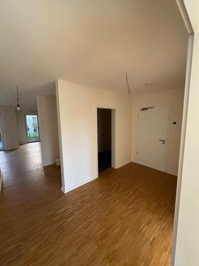 Foto - 4 Zimmer Erdgeschoßwohnung in Radebeul