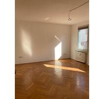 Charmante 1-Zimmer-Wohnung SOFORT FREI - Seeheim-Jugenheim Charmante 1-Zimmer-Wohnung SOFORT FREI - Seeheim-Jugenheim