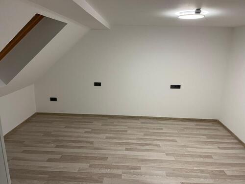 Foto - Dachgeschoßwohnung in Trossingen zur Miete