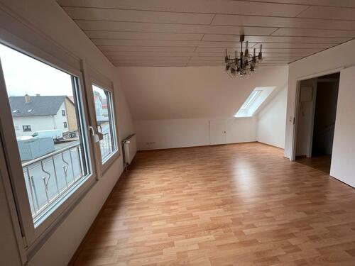 Foto - Helle 2-Zimmer Dachgeschosswohnung