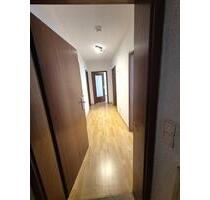 2-Zimmer-Wohnung mit Balkon, EBK & Tiefgarage in Lu-Mitte - Ludwigshafen am Rhein 2-Zimmer-Wohnung mit Balkon, EBK & Tiefgarage in Lu-Mitte - Ludwigshafen am Rhein