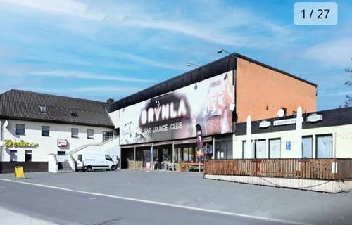 Foto - 4 Zimmerwohnung - 899,00 EUR Kaltmiete, ca.  126,00 m²