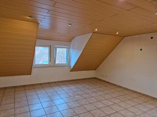 Foto - Wohnung 3-Zimmer mit Balkon im 1.OG.