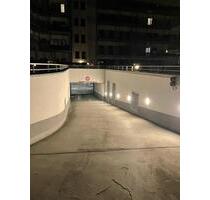 Tiefgaragenstellplatz Eberhardshof zum 01.04. zu vermieten! - Nürnberg Altstadt, St. Lorenz