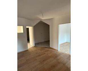 2-Zimmer Wohnung mit Balkon und EBK - Schwindegg