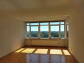 Foto - Gepflegte sanierte 2-Zimmer-Wohnung im 6. OG mit Garage in Hanno