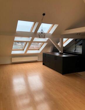 Foto - 3-Zimmer-Dachgeschosswohnung mit hochwertiger Designküche