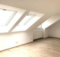 Zu vermieten ++Dachwohnung++ ca. 32 qm in Veitshöchheim