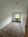 Foto - Schöne 4-Zimmer Wohnung mit 2 NKM-Erlass Renovierungsbonus!