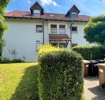 Helle & offene 3 Zimmer Dachgeschoss Wohnung Klima,Balkon,Garage - Öhringen