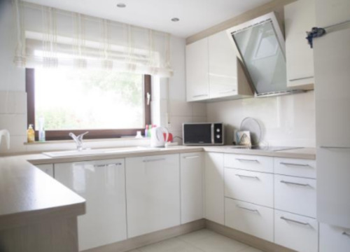 Foto - Biete moderne Wohnung zur Miete an