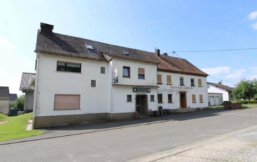 Foto - Zweifamilienhaus mit ehem. Gaststätte, Erweiterungspotenzial und