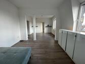 Foto - 1 Zimmer Dachgeschoßwohnung zur Miete in Duisburg