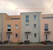 Reihenhaus mit 5 Zimmern - 1.750,00&nbsp;EUR Kaltmiete, ca.&nbsp; 161,00&nbsp;m&sup2; in Schwäbisch Hall (PLZ: 74523)