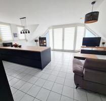 wunderschöne Dachgeschoßwohnung, 3 ZKndbd - Stolberg (Rheinland)