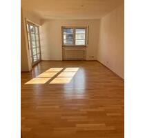 Helle, vollständig renovierte 3-Zimmer-Wohnung in zentraler Lage - Worms